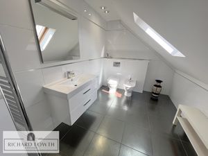 Shower Room/WC- click for photo gallery